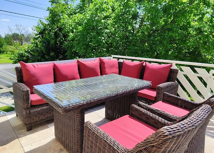 Szandra Apartmanhaz