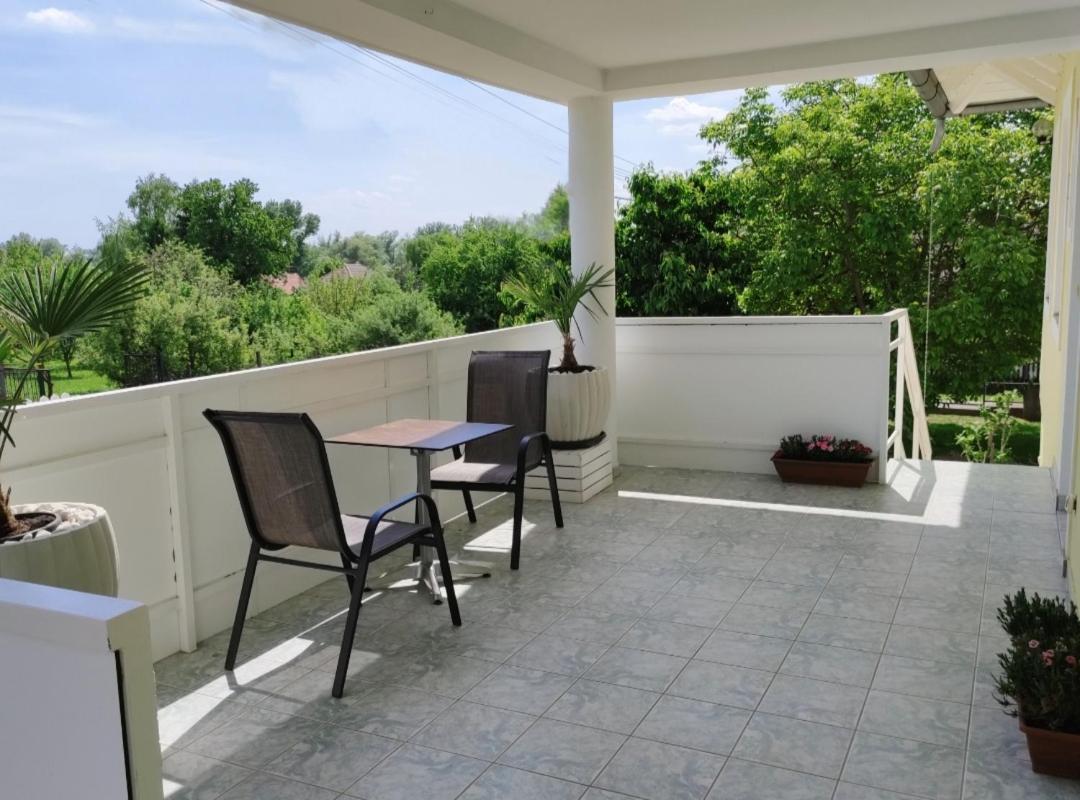 Apartment Szandra Apartmanhaz Gyenesdiás