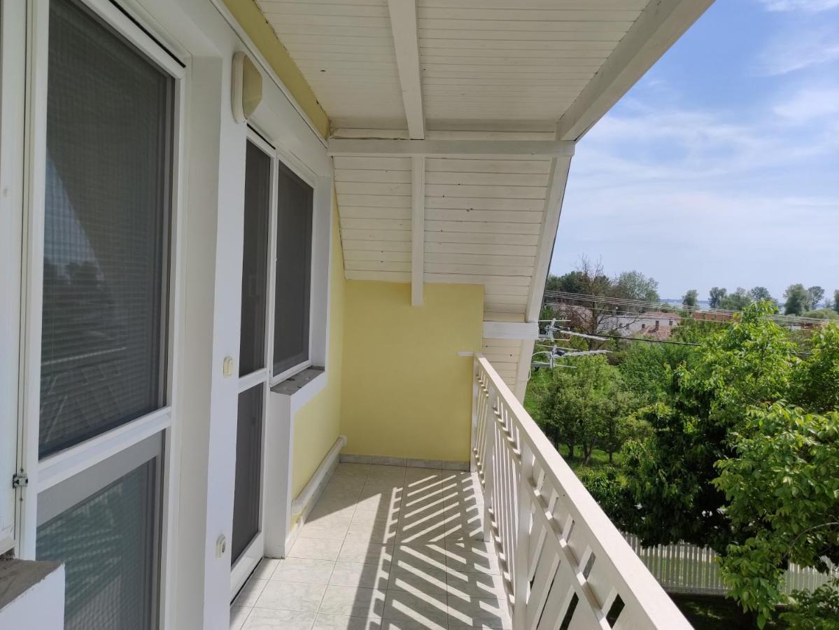 Szandra Apartmanhaz Gyenesdiás