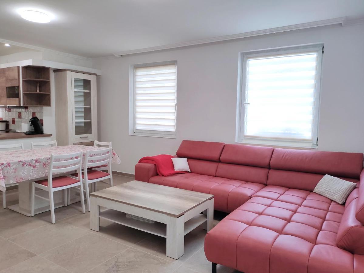 Szandra Apartmanhaz * Gyenesdiás