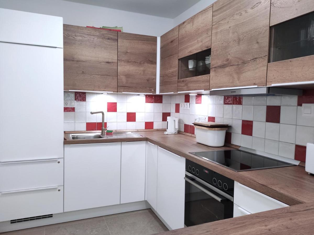 Szandra Apartmanhaz * Gyenesdiás
