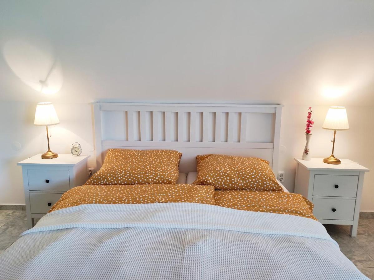 Apartment Szandra Apartmanhaz *